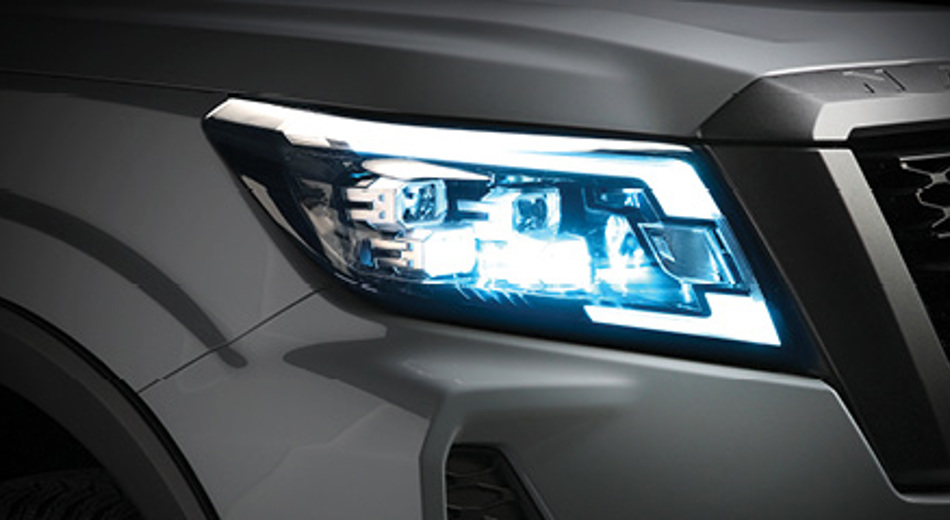 ILUMINA QUALQUER TERRENO-Vehicle Feature Image