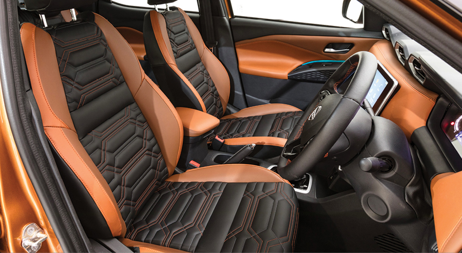 BANCOS DE COURO RESISTENTES A UV, OS PRIMEIROS DO SEGMENTO -Vehicle Feature Image